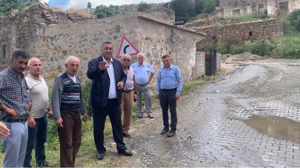Sulama&nbsp;g&ouml;letinden&nbsp;sızan sular, evlerin tabanından &ccedil;ıkıyor&nbsp;