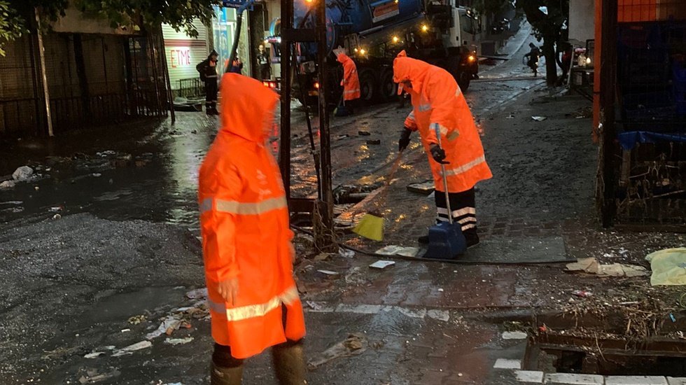 Vali Yerlikaya saat vererek İstanbulluları uyardı