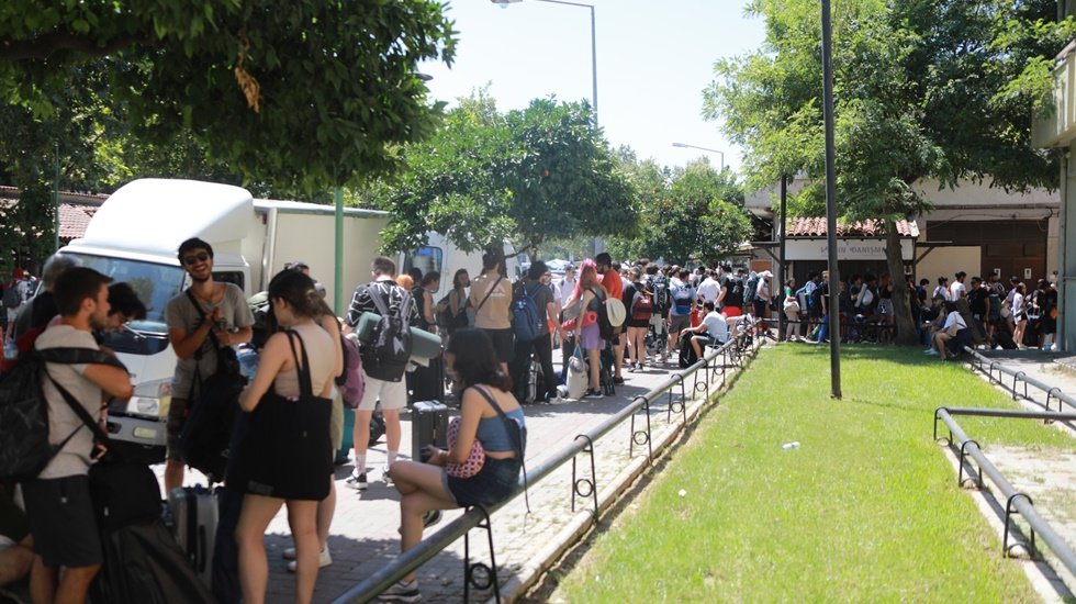 What A Fest Efes Sel&ccedil;uklu esnafın y&uuml;z&uuml;n&uuml; g&uuml;ld&uuml;rd&uuml;