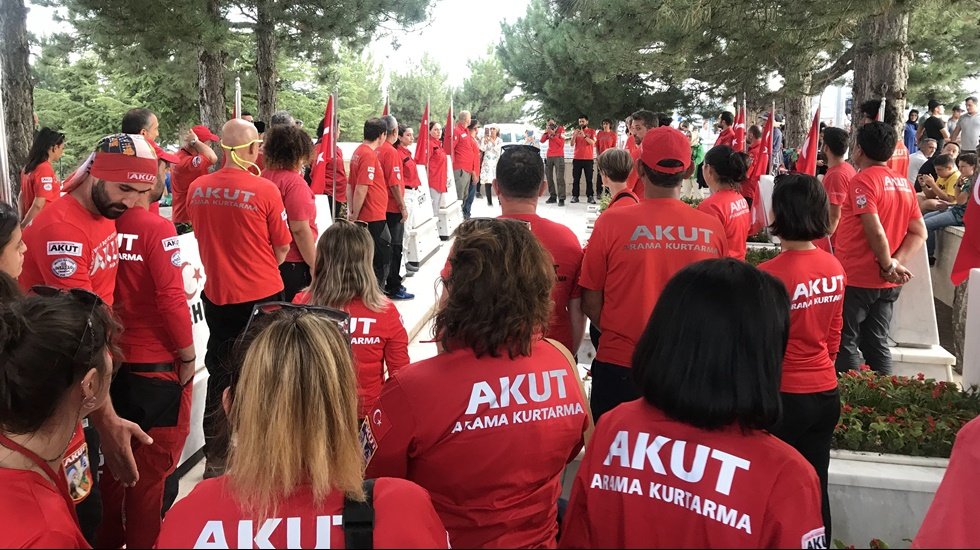 AKUT&rsquo;tan &ldquo;100.Yılı'nda Zafer Y&uuml;r&uuml;y&uuml;ş&uuml;&rdquo;