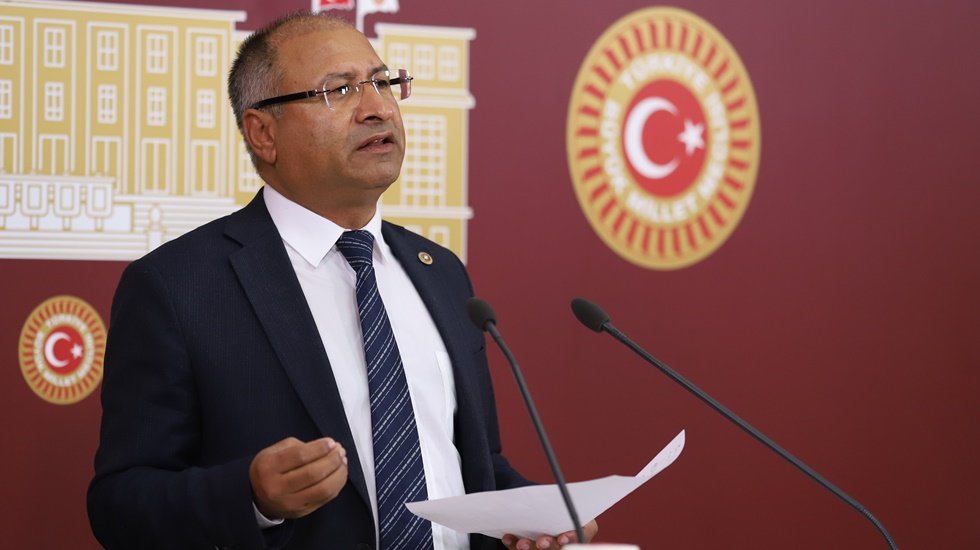 CHP&rsquo;li Pur&ccedil;u: Bu topraklara ihanet ediyorsunuz