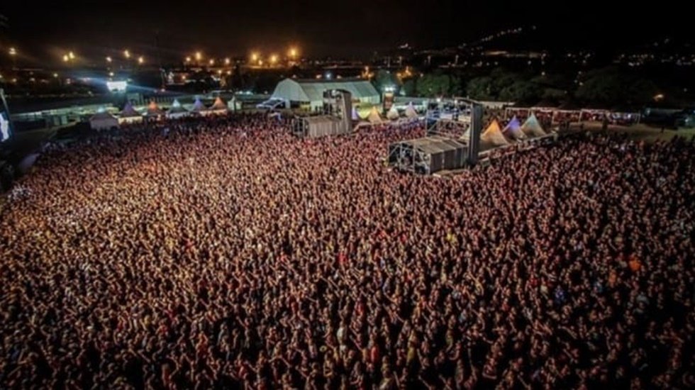 Festivaller &lsquo;Yurttaşların g&uuml;venliği i&ccedil;in&rsquo; iptal ediliyormuş!