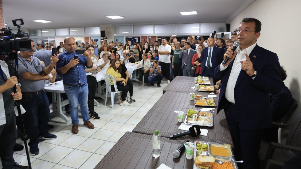 İmamoğlu: 'Mış' gibi yaparak değil, eşit hizmet anlayışıyla Alevi vatandaşlarımızın yanında olacağız