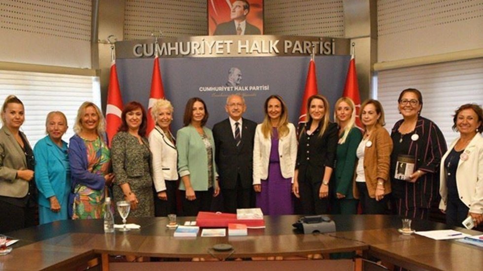 KA.DER'den Kılı&ccedil;daroğlu'na: 'Kadınları &ouml;rg&uuml;tleyin, kendi adaylarını &ccedil;ıkarsınlar'