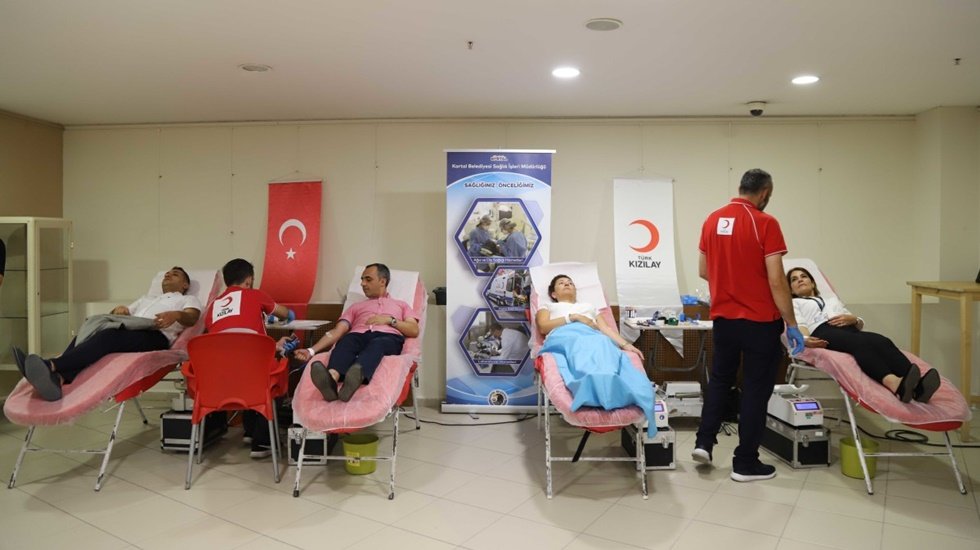 Kartal Belediyesi’nden kan ve kök hücre bağışı kampanyası