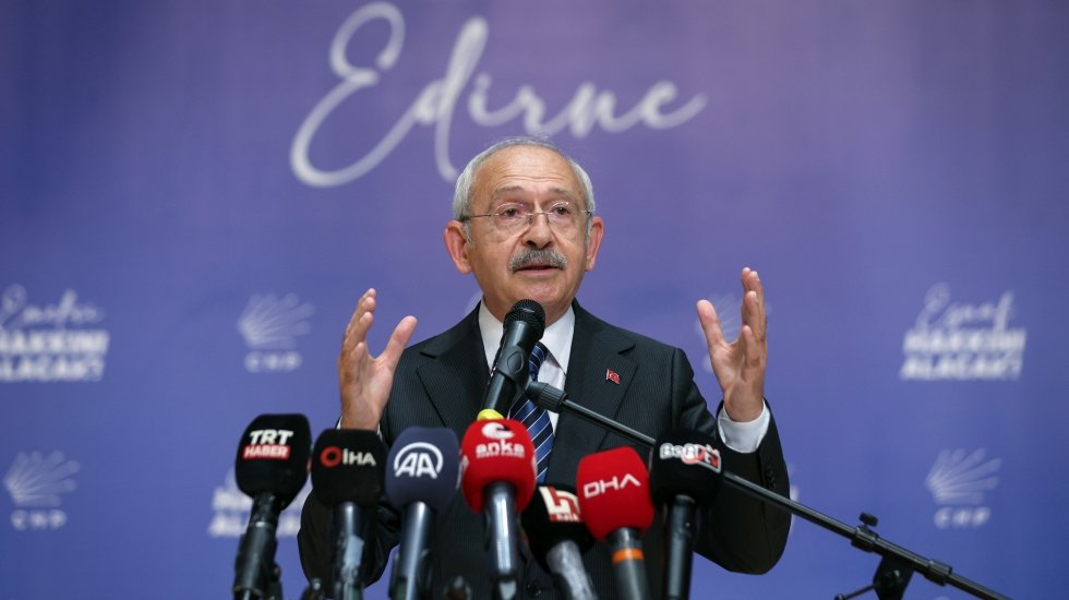 Kılı&ccedil;daroğlu: Hi&ccedil;bir Osmanlı padişahına nasip olmamış kadar sarayın var