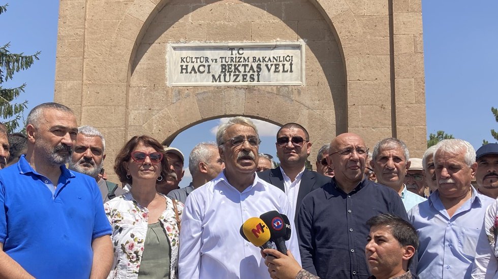 Sancar Hacı Bektaş&rsquo;tan seslendi: "İktidar Alevileri makbul olan ve olmayan diye ayırmak istiyor"
