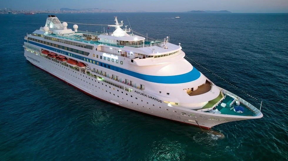 Trabzon&rsquo;a 5 yılın ardından ilk kez kruvaziyer geldi