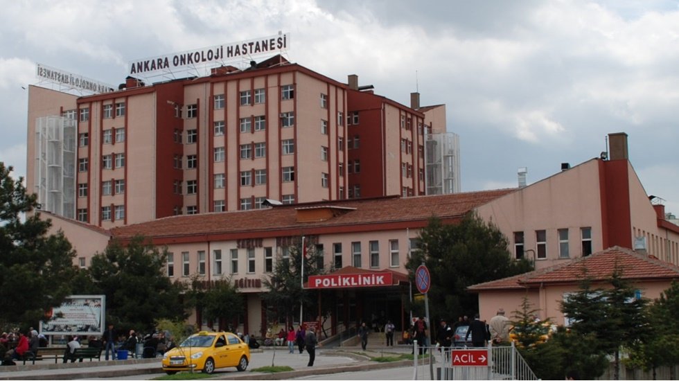 'Ankara Onkoloji Hastanesi&rsquo; kapatılıyor, Şehir hastanelerinde vatandaşlarımız m&uuml;şteri yerine konuyor...