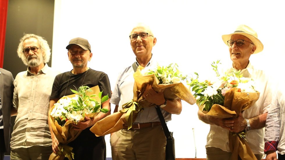 Ataol Behramoğlu, Nihat Behram ve Nevzat &Ccedil;elik Altın Koza&rsquo;da &ldquo;Sinemada Şiir&rdquo; s&ouml;yleşisinde buluştu