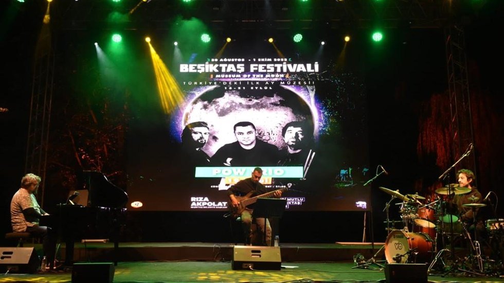 Beşiktaş&rsquo;ta caz keyfi başka olur