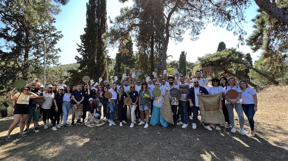 Büyükada çevresinde farkındalık yaratmak için çevre temizliği yapıldı