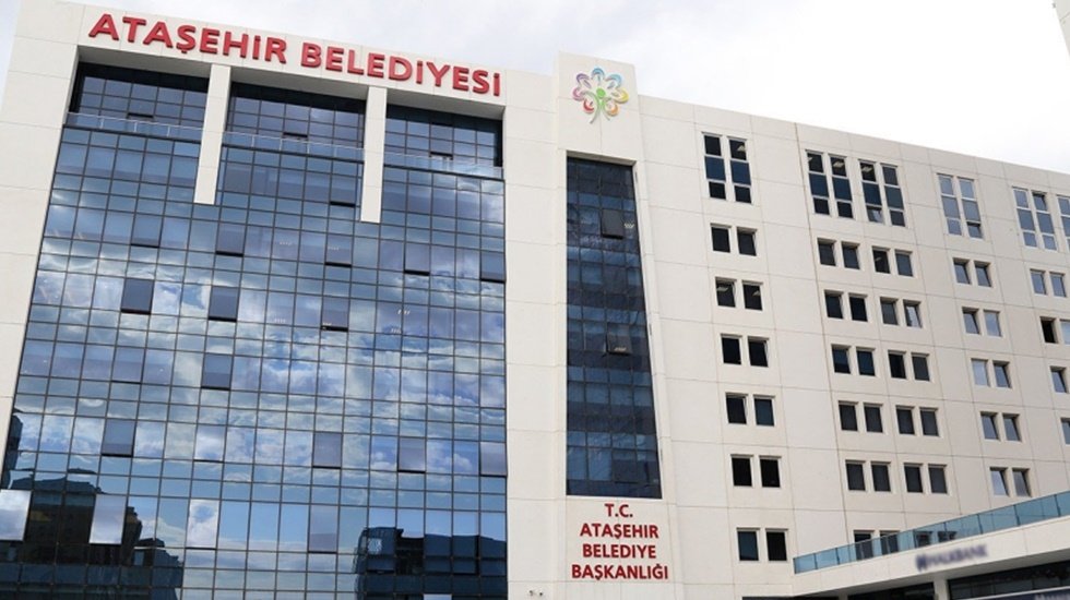 Ataşehir Belediyesi’nde 9 işçi istemleri dışında emekli edildi