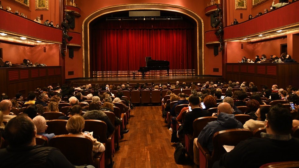 S&uuml;reyya Operası&rsquo;nda 16. Sanat Mevsimi