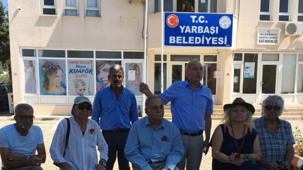 TOKİ, CHP'li belediyenin halka ucuz &uuml;r&uuml;n i&ccedil;in kullandığı arazi satışa &ccedil;ıkarıyor!