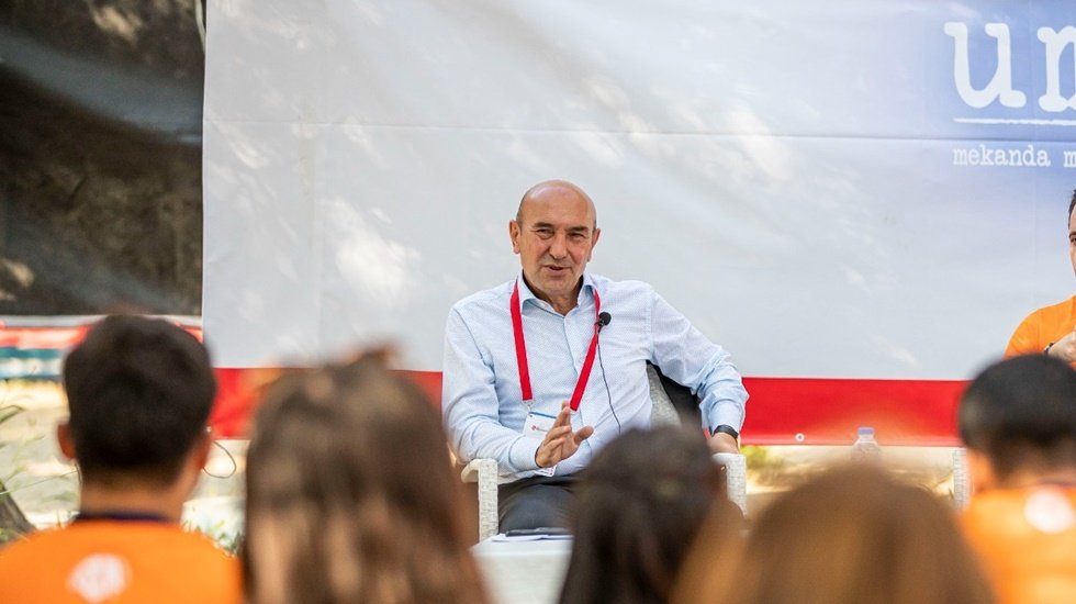 Tun&ccedil; Soyer: &ldquo;Asli g&ouml;revim kenti korumak ve refahını artırmak&rdquo;