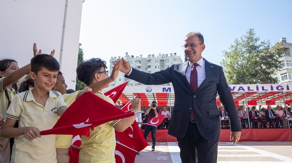 Zihniniz Akdeniz kadar a&ccedil;ık, notlarınız Toroslar kadar y&uuml;ksek olsun