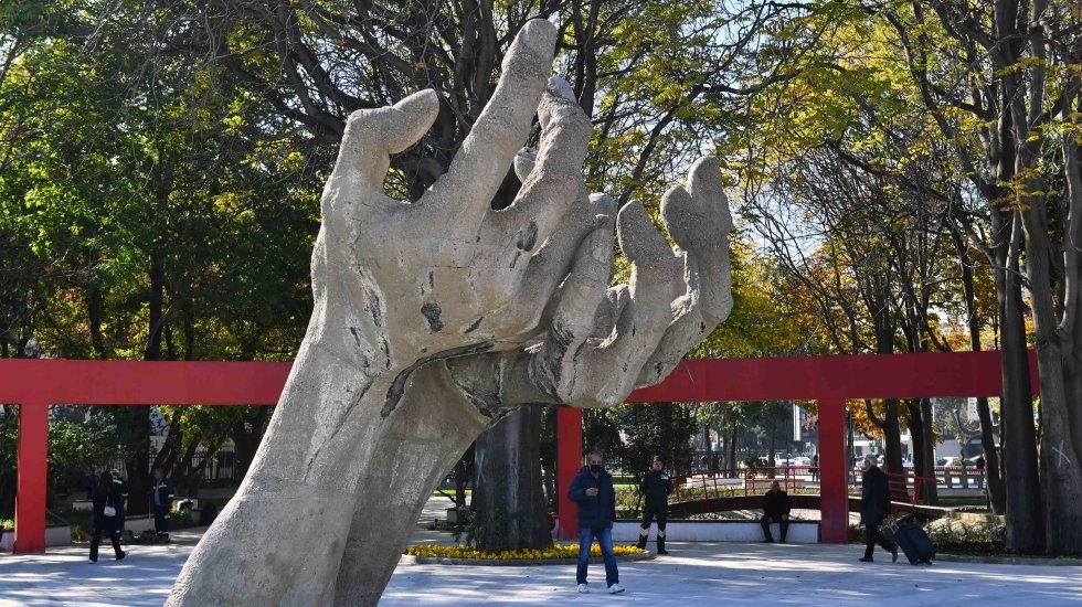 Ankara'nın simge mek&acirc;nlarından Abdi İpek&ccedil;i parkı yenilendi