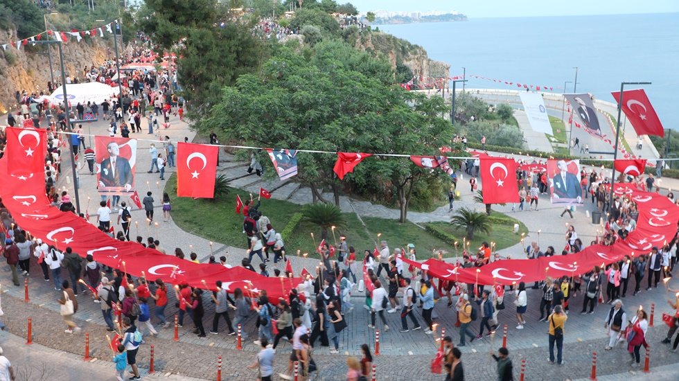 Antalya&rsquo;da Cumhuriyet&rsquo;in 99. yılını coşkuyla kutlanacak