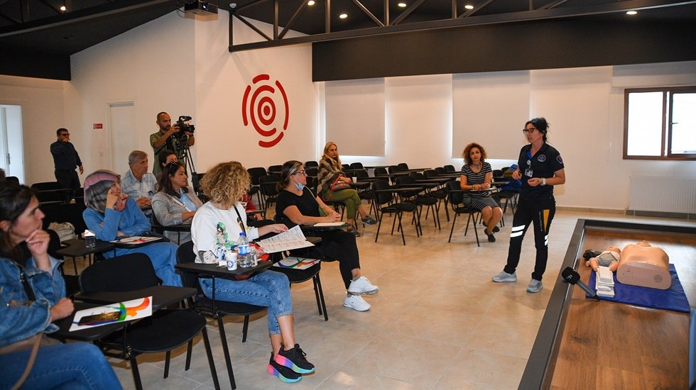 Beylikdüzü’nde “İlk Yardım Eden Sen Ol” projesi hayata geçti