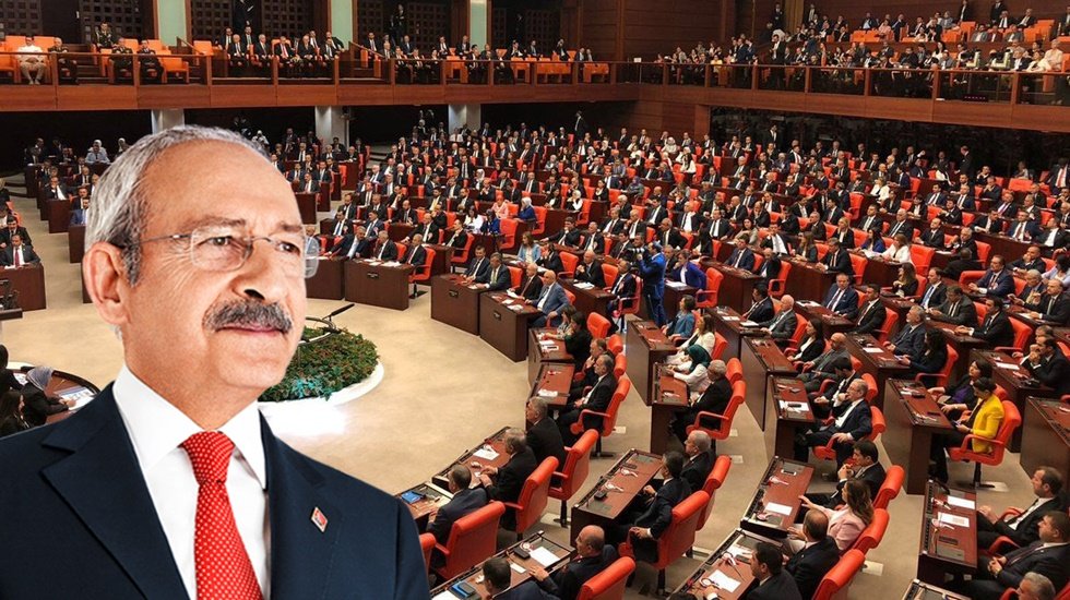 Kılı&ccedil;daroğlu&rsquo;ndan dokunulmazlık savunması: Cevap verdi, &ccedil;elişkiler b&uuml;y&uuml;d&uuml;