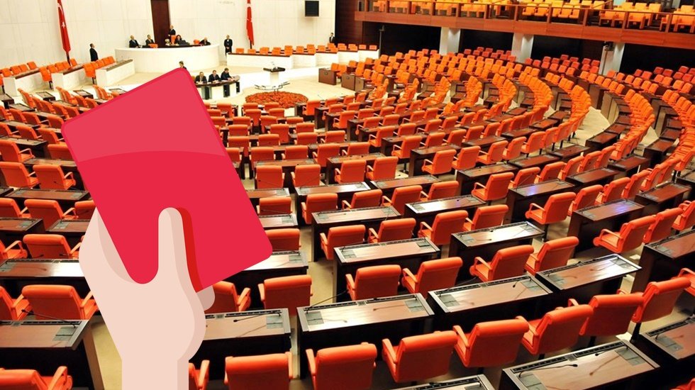 CHP&rsquo;nin 'Bayram ikramiyeleri asgari &uuml;cret kadar olsun' teklifi, AKP ve MHP oylarıyla reddedildi!