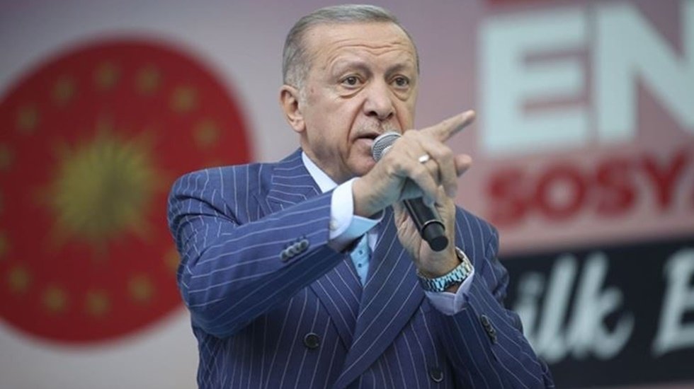 Erdoğan İstanbul i&ccedil;in &ldquo;profili y&uuml;ksek, Trabzonlu&rdquo; bir aday arıyor