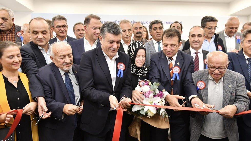 ‘Esenyurt Bütünleşik Halk Sağlığı Merkezi’ hizmete açıldı