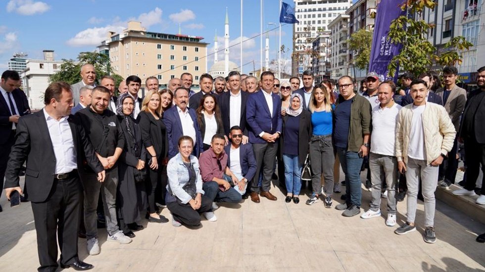 İmamoğlu’ndan gençlere: “Geleceğiniz için elimizden geleni yapacağız”
