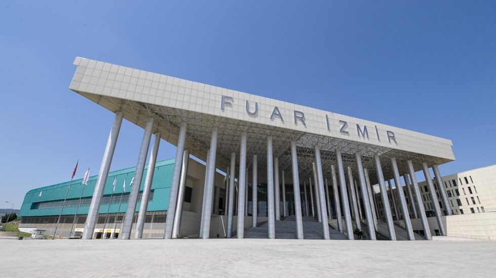 İzmir Kitap Fuarı bug&uuml;n başlıyor