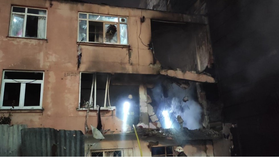 Kadıköy yangını son dakika bilgisi