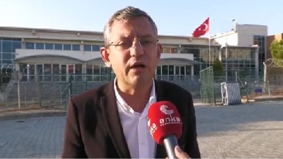 &Ouml;zg&uuml;r &Ouml;zel: ''Buradan Cumhurbaşkanı&rsquo;na sesleniyoruz; Zul&uuml;m ile abad olunmaz''