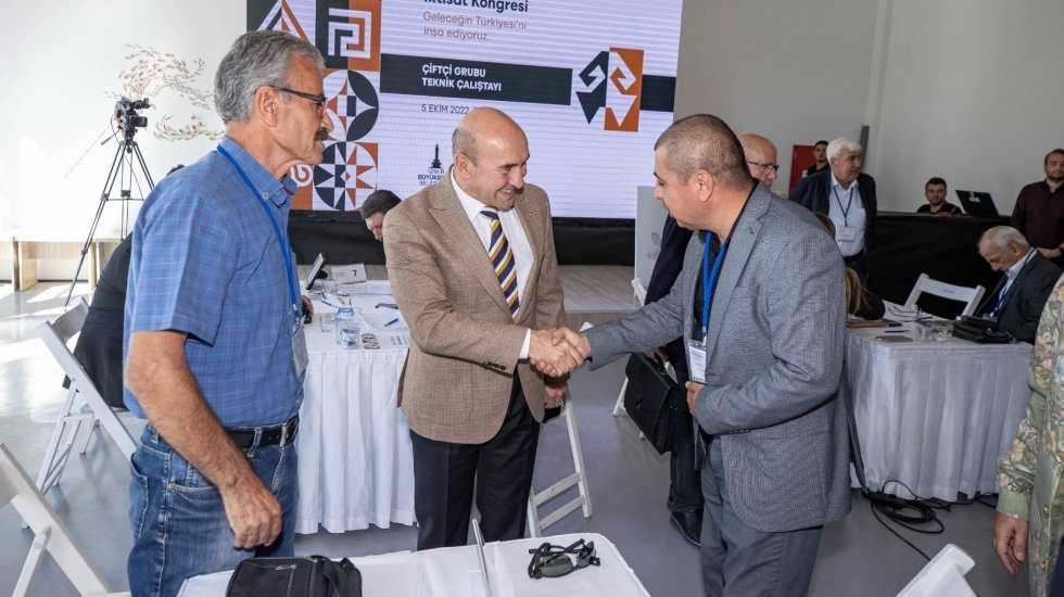 Soyer: &ldquo;İzmir, T&uuml;rkiye i&ccedil;in bu tarihsel sorumluluğu yerine getirecek&rdquo;