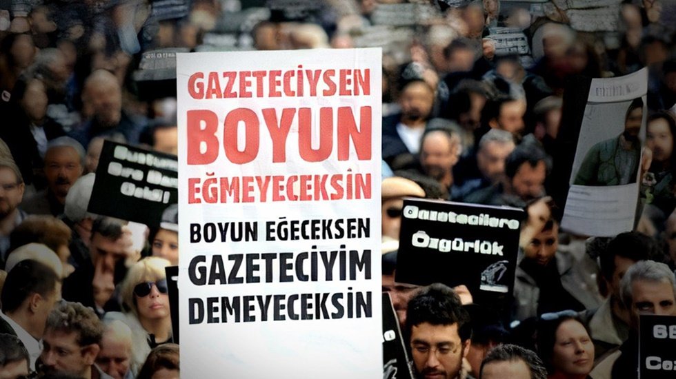 Uluslararası Af &Ouml;rg&uuml;t&uuml;'nden T&uuml;rkiye'ye 'sans&uuml;r yasası' &ccedil;ağrısı