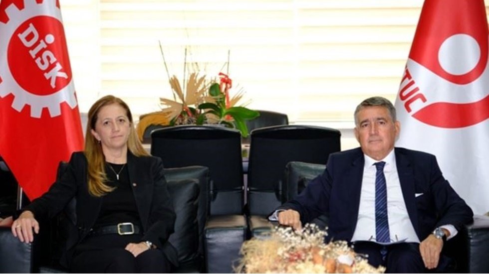 T&Uuml;SİAD&rsquo;dan DİSK'e ziyaret&hellip;