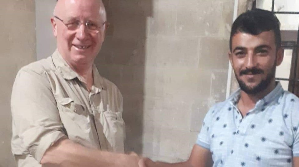 Urfalı taksici, İngiliz turiste insanlık &ouml;lmedi dedirtti