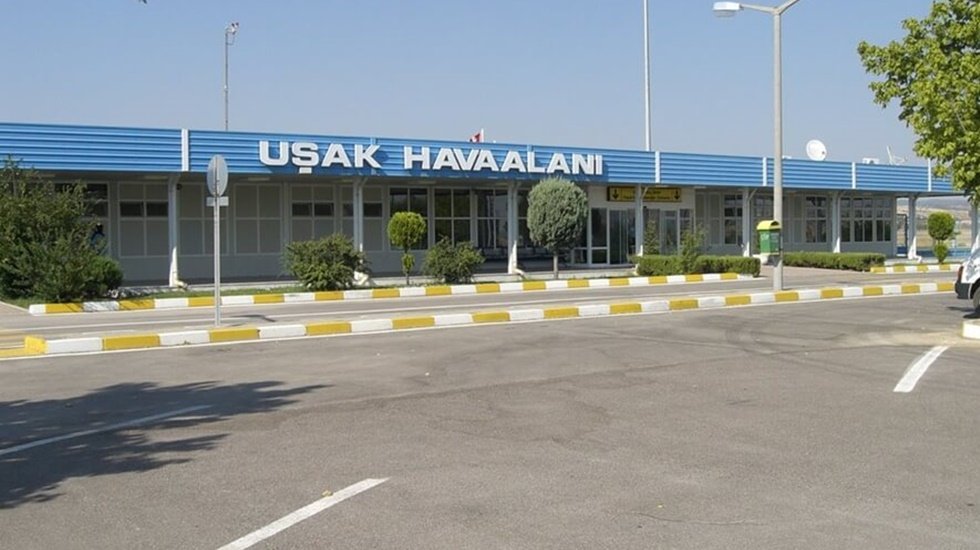 Uşak Havalimanına 2 yıldır yolcu u&ccedil;ağı inmiyor