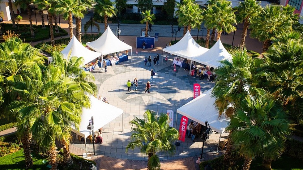 100 STK'dan Mavi Bah&ccedil;e&rsquo;de tanıtım...