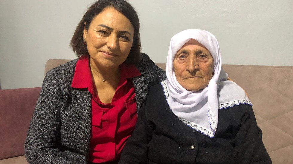 93 yaşındayım b&ouml;yle yokluk g&ouml;rmedim...