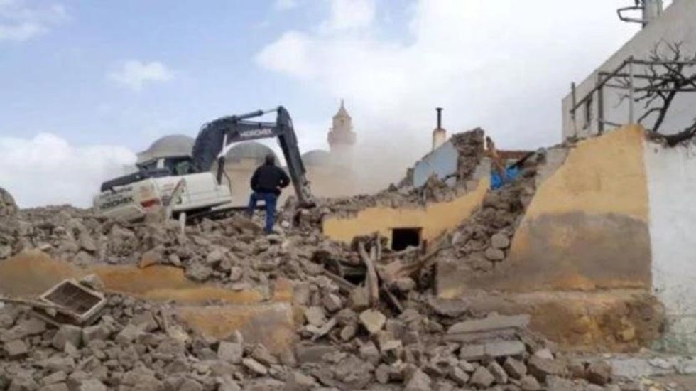 AKP'li belediye yargı kararına rağmen tarihi alana villa inşa ediyor