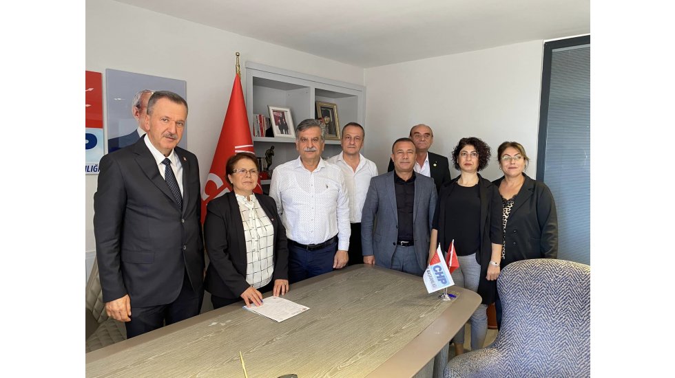 AKP Mersin Kadın Kolları Kurucu İl Başkanı CHP'ye ge&ccedil;ti