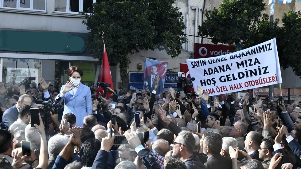 Akşener'den Erdoğan&rsquo;a: "Tam 24 milyar lirayı, Hariri&rsquo;nin cebine koydular.
