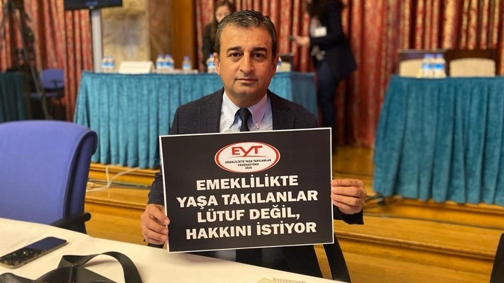 Bulut: &ldquo;AKP, se&ccedil;im &ouml;ncesi grev kırıcılığı yaparak, EYT'yi ikiye b&ouml;lmeye &ccedil;alışıyor&rdquo;