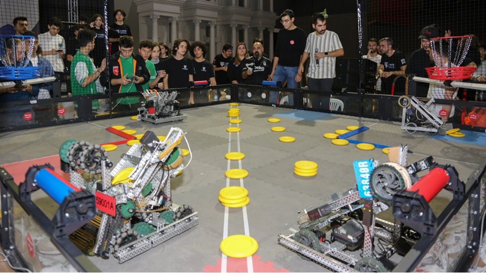 Dünya’nın en büyük robotics turnuvasının startı YKB’de verildi 