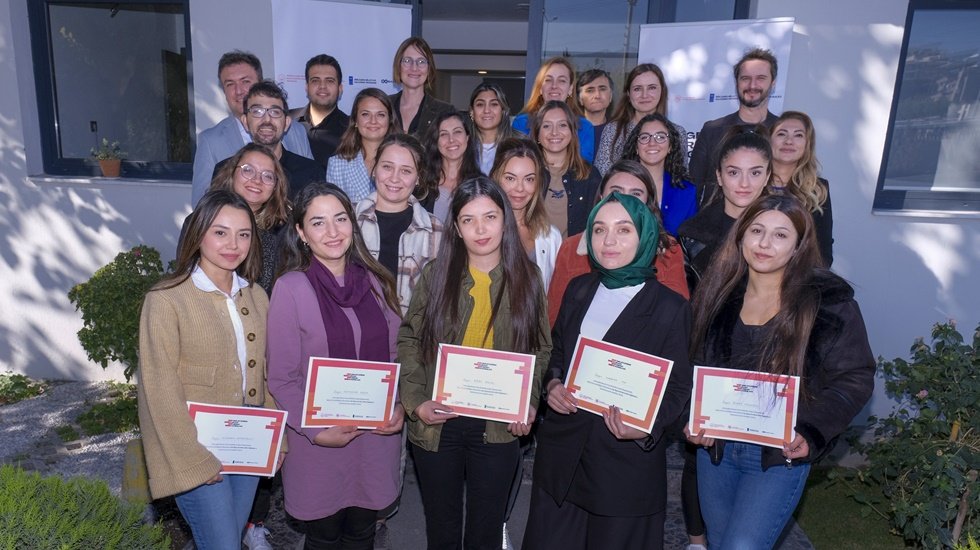 Geleceğini Kuran Genç Kadınlar için istihdam yolunda ilk adım atıldı