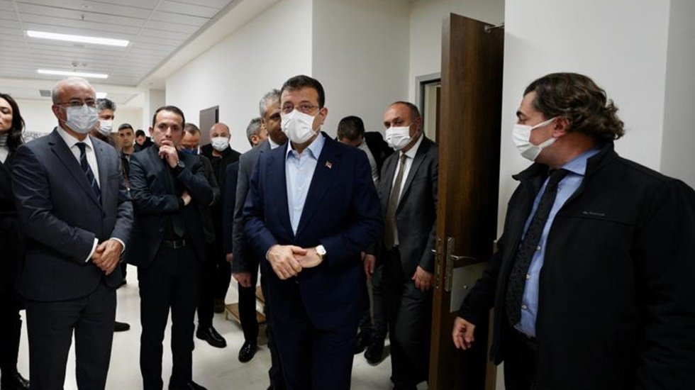 İmamoğlu, ter&ouml;r mağdurlarını hastanede ziyaret etti