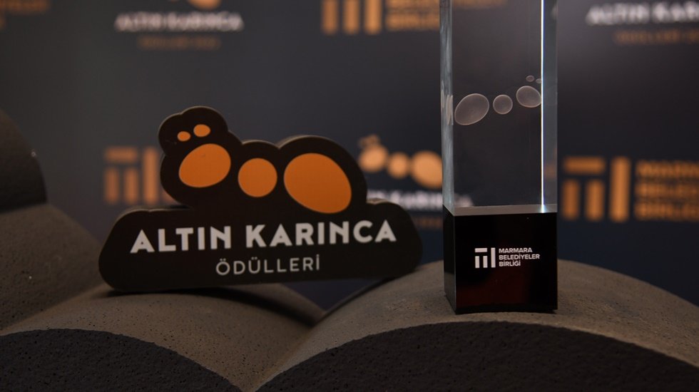 Kadıköy’e Altın Karınca ödülü