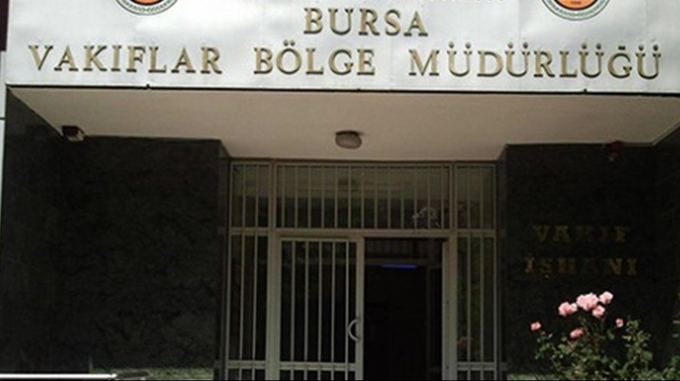 Kira artışını %25&rsquo;le sınırlayan karara rağmen Vakıflardan kiralara y&uuml;zde 100 zam...