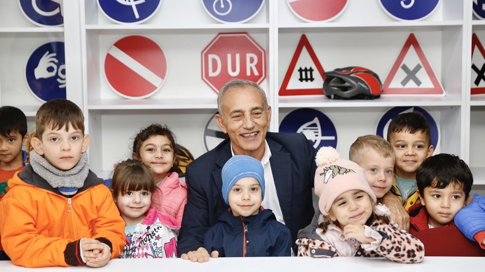 Küçükçekmece’de binlerce öğrenciye trafik eğitimi verilecek