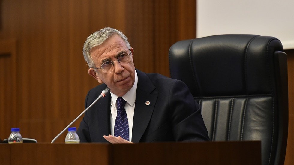 Mansur Yavaş: &ldquo;&Ccedil;alıyor ama &ccedil;alışıyor diyemeyecekler, &ccedil;almadan &ccedil;ok &ccedil;alıştı diyecekler&rdquo;